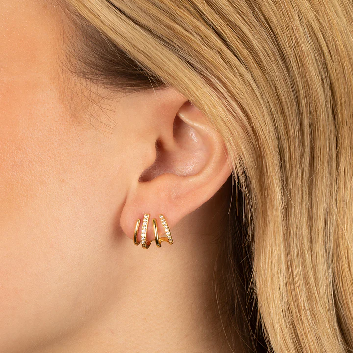 Clawette™ 4-Claw Earrings — Subtle Sparkle, Everyday Glam