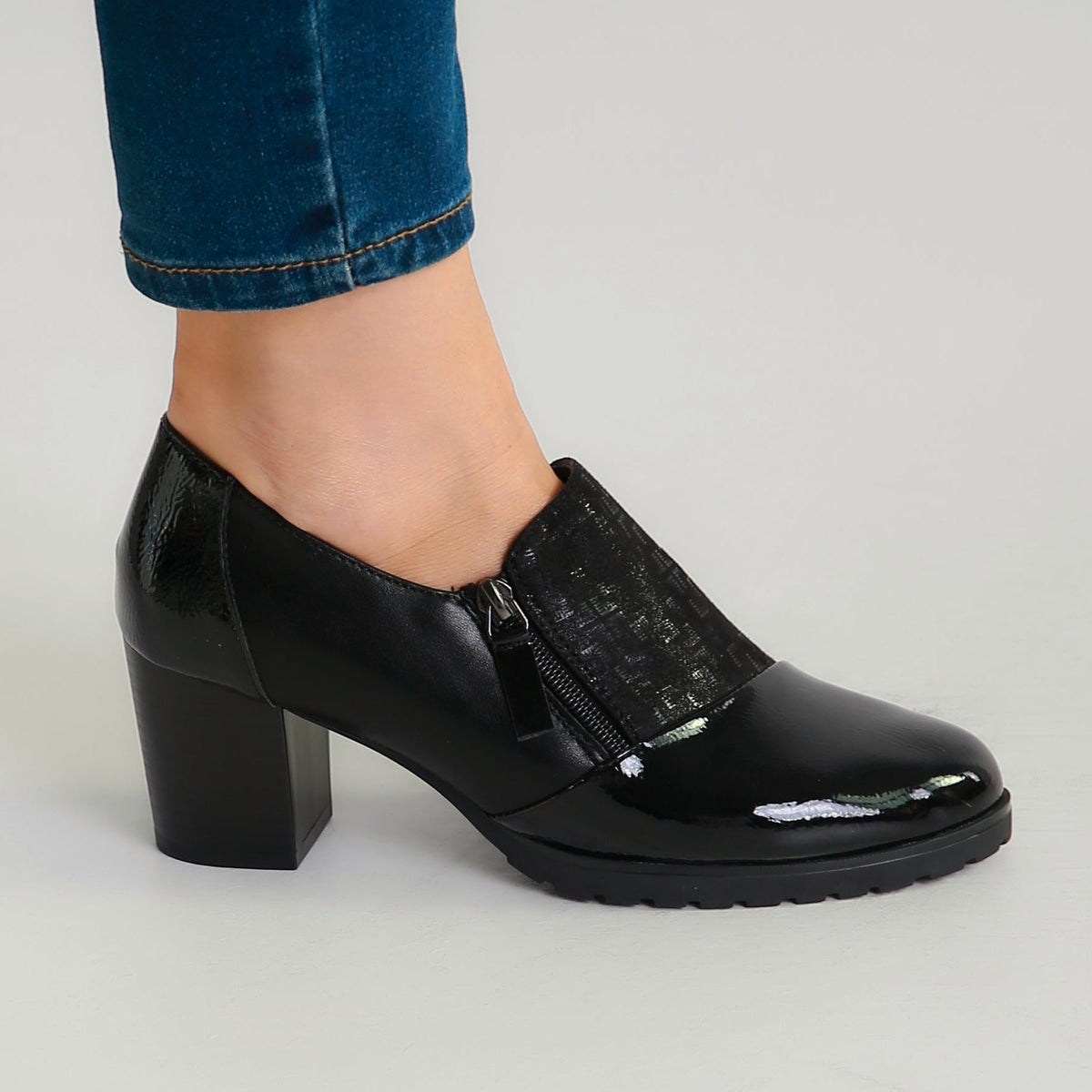 Comfelle™ Women's Heeled Moccasins