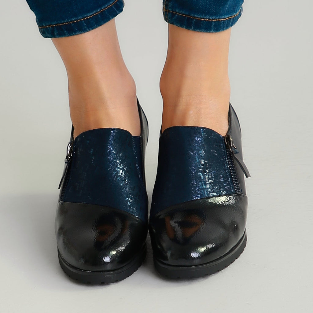 Comfelle™ Women's Heeled Moccasins