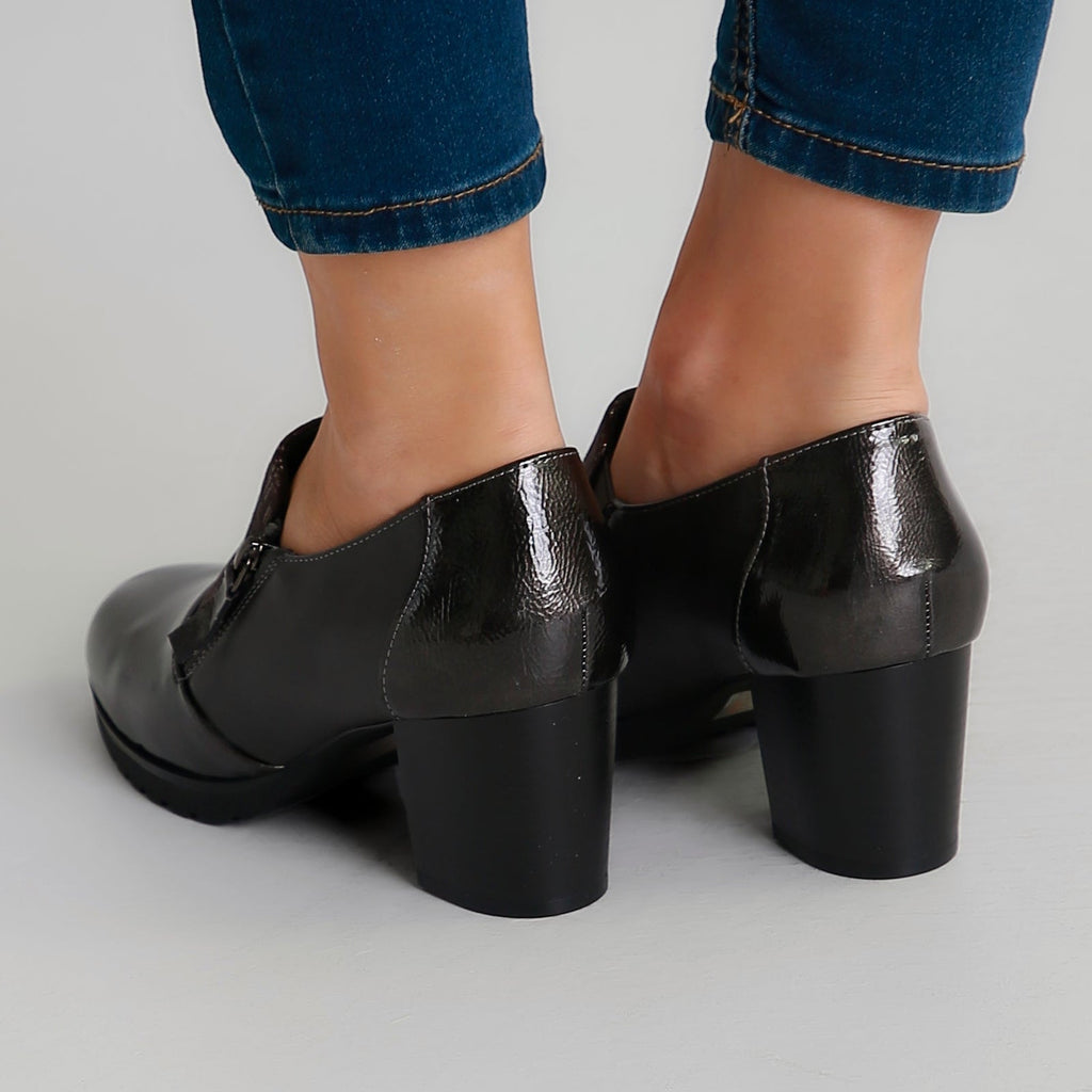 Comfelle™ Women's Heeled Moccasins