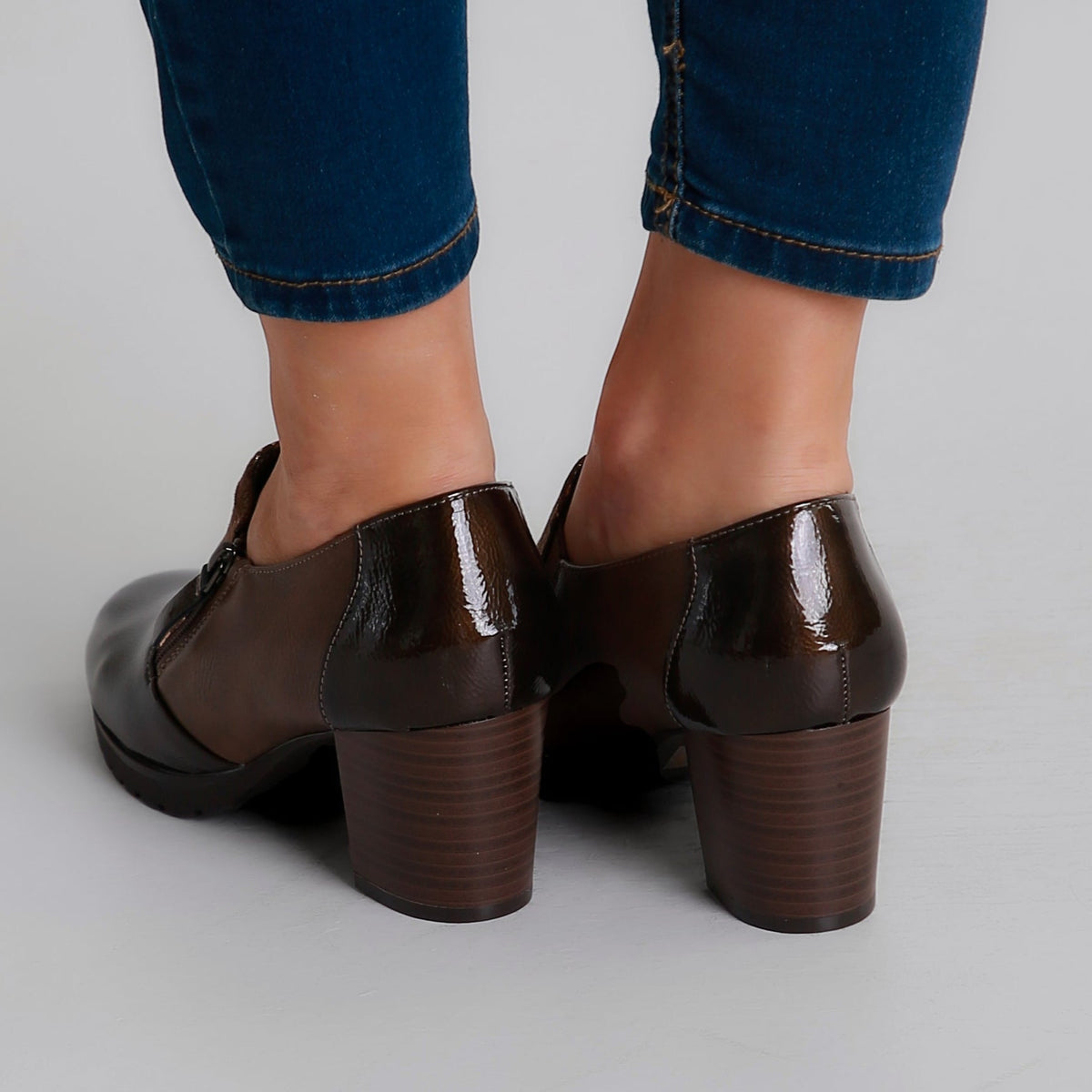 Comfelle™ Women's Heeled Moccasins