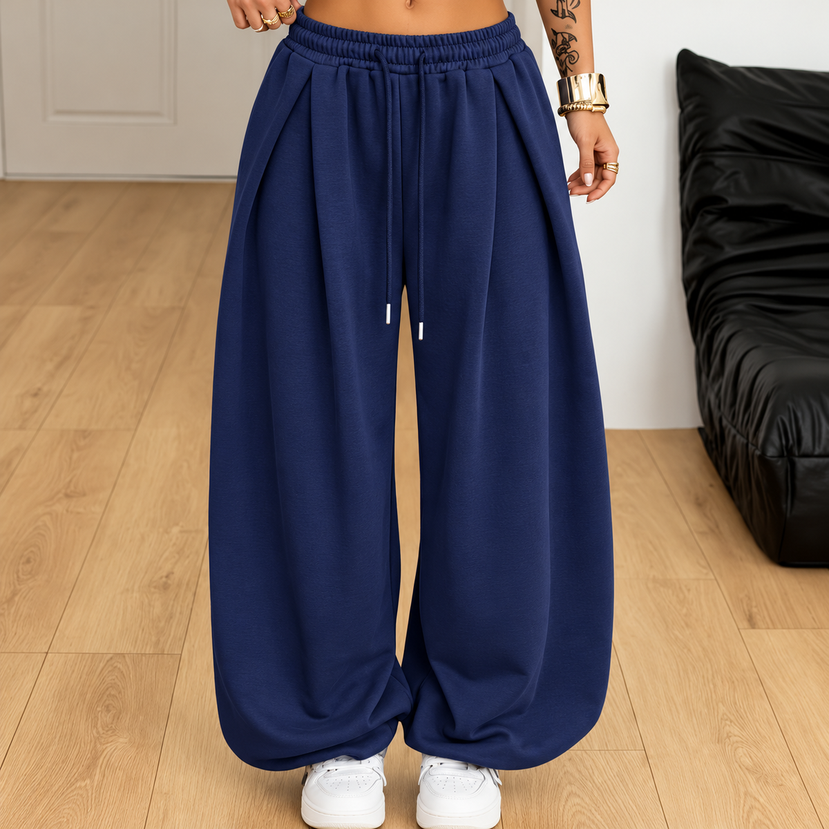 Drapelle Women's Wide-Leg Pleated Sweatpants in Blue