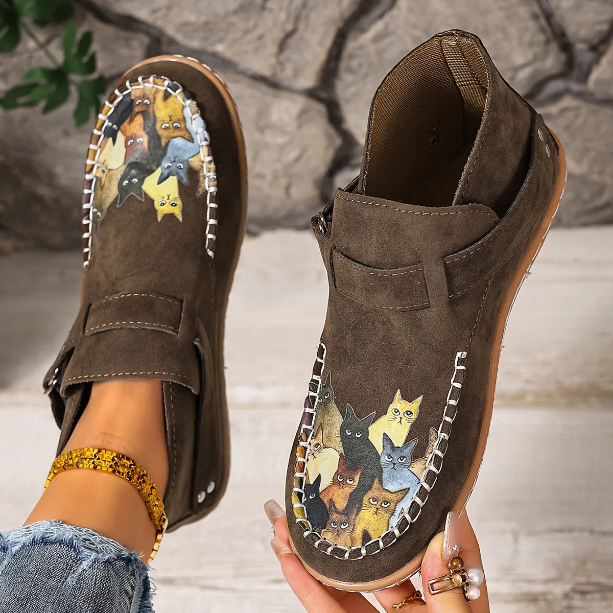 Catelle Women's Cat-Embroidered Slip-On Shoes