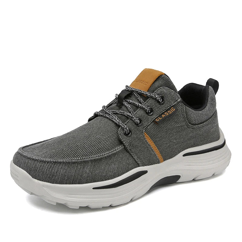 Trailyn™ Lightweight Canvas Sneakers